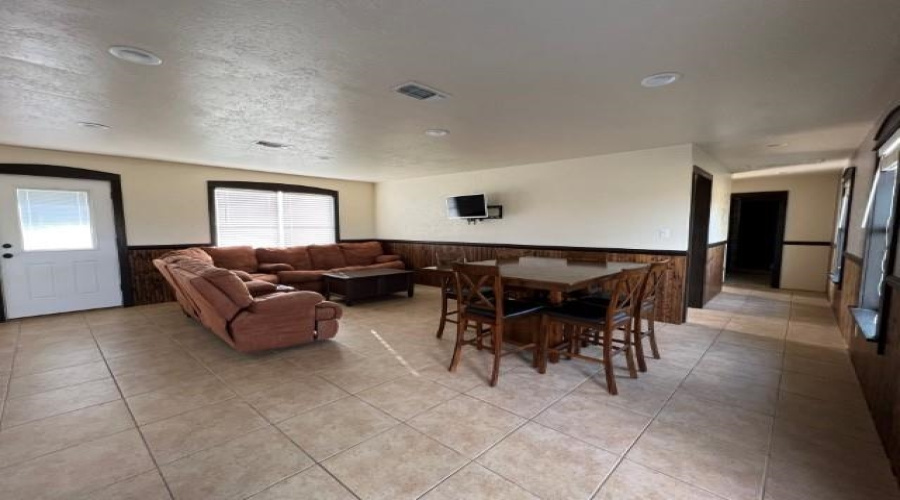 125 Ballards Rd, Zapata, Texas 78076, 2 Bedrooms Bedrooms, 3 Rooms Rooms,1 BathroomBathrooms,Residential,For Sale,125 Ballards Rd,20254636