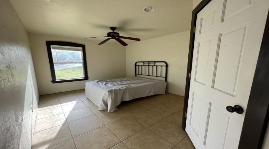 125 Ballards Rd, Zapata, Texas 78076, 2 Bedrooms Bedrooms, 3 Rooms Rooms,1 BathroomBathrooms,Residential,For Sale,125 Ballards Rd,20254636