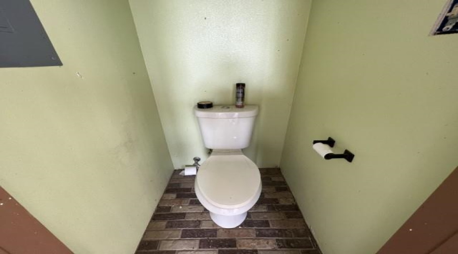 125 Ballards Rd, Zapata, Texas 78076, 2 Bedrooms Bedrooms, 3 Rooms Rooms,1 BathroomBathrooms,Residential,For Sale,125 Ballards Rd,20254636