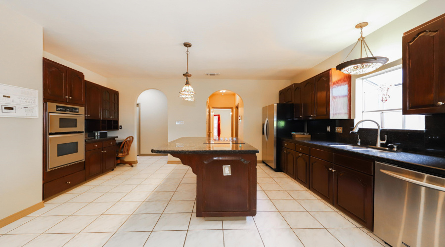 503 Avon Ct., Laredo, Texas 78041, 4 Bedrooms Bedrooms, 9 Rooms Rooms,4 BathroomsBathrooms,Residential,For Sale,503 Avon Ct.,20254638