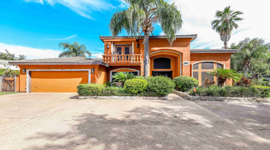 503 Avon Ct., Laredo, Texas 78041, 4 Bedrooms Bedrooms, 9 Rooms Rooms,4 BathroomsBathrooms,Residential,For Sale,503 Avon Ct.,20254638