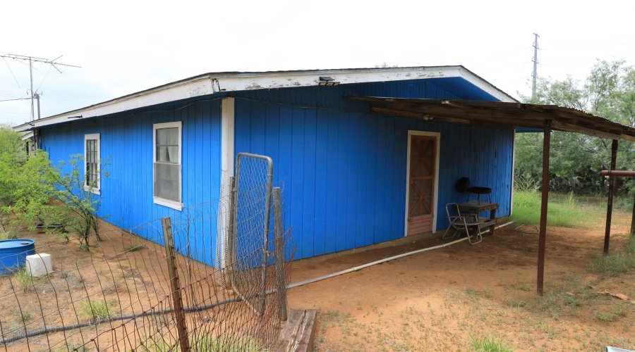 609 French St., Encinal, Texas 78019, 4 Bedrooms Bedrooms, 6 Rooms Rooms,1 BathroomBathrooms,Residential,For Sale,609 French St.,20254640