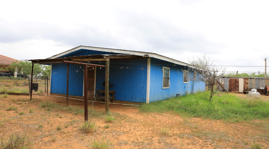 609 French St., Encinal, Texas 78019, 4 Bedrooms Bedrooms, 6 Rooms Rooms,1 BathroomBathrooms,Residential,For Sale,609 French St.,20254640
