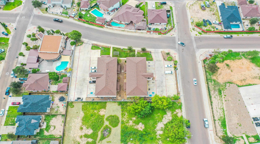 5601 Cuenca Dr, LAREDO, Texas 78046, ,Multi-family,For Sale,5601 Cuenca Dr,20254646