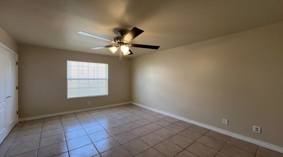 412 Shiloh Dr, Laredo, Texas 78045-6741, 3 Bedrooms Bedrooms, 5 Rooms Rooms,2 BathroomsBathrooms,Residential,For Rent,412 Shiloh Dr,20254335