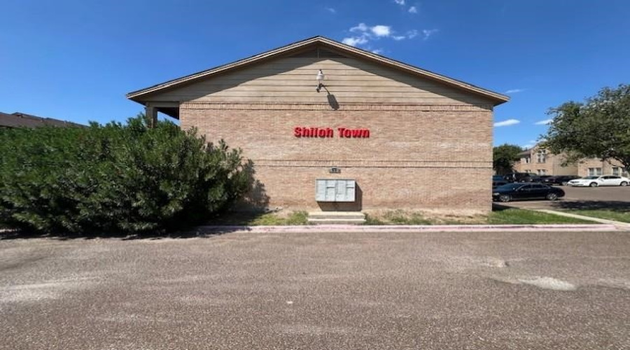 412 Shiloh Dr, Laredo, Texas 78045-6741, 3 Bedrooms Bedrooms, 5 Rooms Rooms,2 BathroomsBathrooms,Residential,For Rent,412 Shiloh Dr,20254335