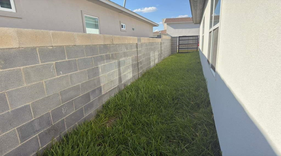 713 Journey Loop, LAREDO, Texas 78045, 3 Bedrooms Bedrooms, 5 Rooms Rooms,2 BathroomsBathrooms,Residential,For Rent,713 Journey Loop,20254643