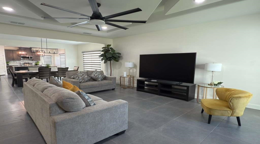 713 Journey Loop, LAREDO, Texas 78045, 3 Bedrooms Bedrooms, 5 Rooms Rooms,2 BathroomsBathrooms,Residential,For Rent,713 Journey Loop,20254643
