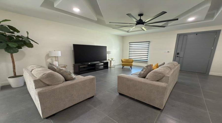 713 Journey Loop, LAREDO, Texas 78045, 3 Bedrooms Bedrooms, 5 Rooms Rooms,2 BathroomsBathrooms,Residential,For Rent,713 Journey Loop,20254643