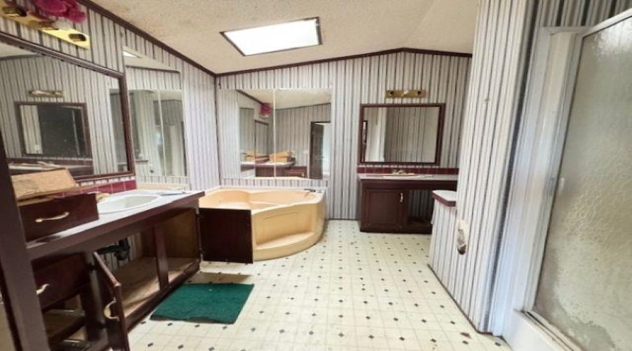 3415 Mier St, Laredo, Texas 78043, 3 Bedrooms Bedrooms, 5 Rooms Rooms,2 BathroomsBathrooms,Residential,For Sale,3415 Mier St,20254645