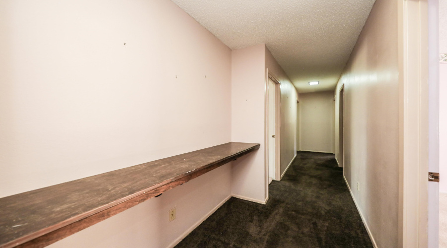 203 S Fenwick Dr, LAREDO, Texas 78041, 5 Bedrooms Bedrooms, 8 Rooms Rooms,3 BathroomsBathrooms,Residential,For Sale,203 S Fenwick Dr,20254648