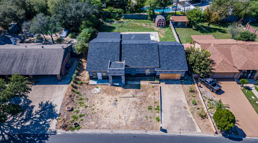 204 Belair Dr., Laredo, Texas 78041, 3 Bedrooms Bedrooms, 7 Rooms Rooms,4 BathroomsBathrooms,Residential,For Sale,204 Belair Dr.,20254649