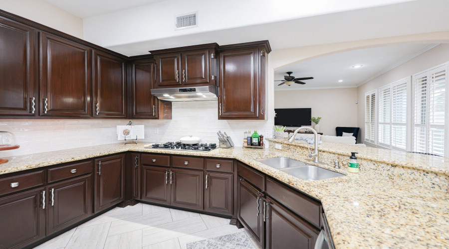 7207 Lake Victoria Rd, Laredo, Texas 78041, 3 Bedrooms Bedrooms, 7 Rooms Rooms,3 BathroomsBathrooms,Residential,For Rent,7207 Lake Victoria Rd,20254651 7207 Lake Victoria Rd, Laredo, Texas 78041, 3 Bedrooms Bedrooms, 7 Rooms Rooms,3 BathroomsBathrooms,Residential,For Rent,7207 Lake Victoria Rd,20254651