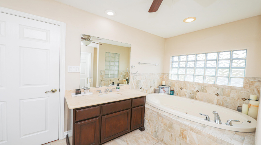 7207 Lake Victoria Rd, Laredo, Texas 78041, 3 Bedrooms Bedrooms, 7 Rooms Rooms,3 BathroomsBathrooms,Residential,For Rent,7207 Lake Victoria Rd,20254651 7207 Lake Victoria Rd, Laredo, Texas 78041, 3 Bedrooms Bedrooms, 7 Rooms Rooms,3 BathroomsBathrooms,Residential,For Rent,7207 Lake Victoria Rd,20254651