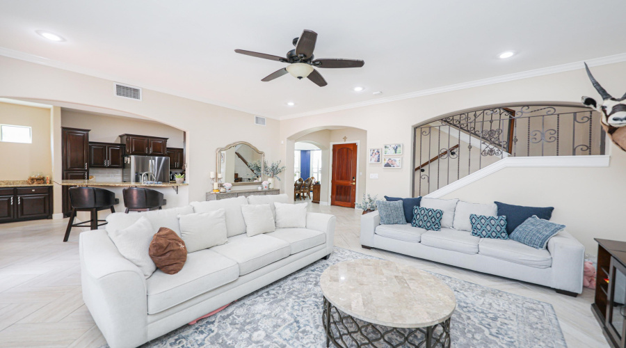 7207 Lake Victoria Rd, Laredo, Texas 78041, 3 Bedrooms Bedrooms, 7 Rooms Rooms,3 BathroomsBathrooms,Residential,For Rent,7207 Lake Victoria Rd,20254651 7207 Lake Victoria Rd, Laredo, Texas 78041, 3 Bedrooms Bedrooms, 7 Rooms Rooms,3 BathroomsBathrooms,Residential,For Rent,7207 Lake Victoria Rd,20254651