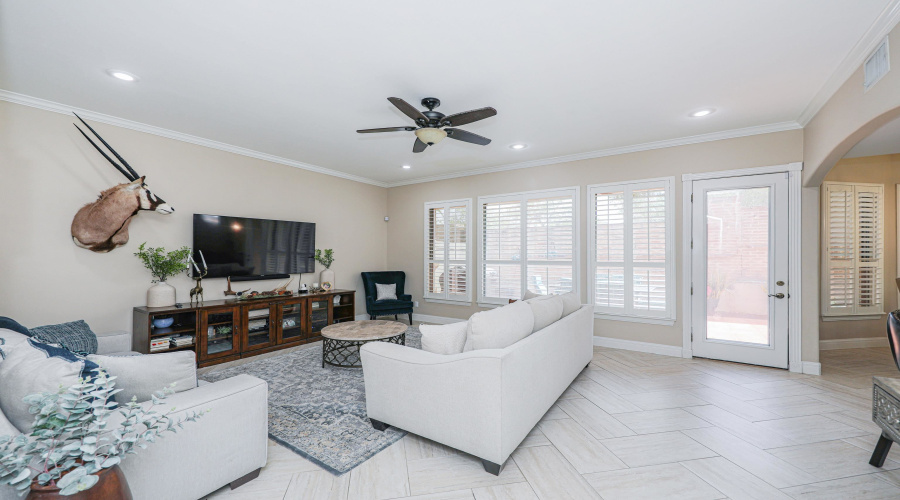 7207 Lake Victoria Rd, Laredo, Texas 78041, 3 Bedrooms Bedrooms, 7 Rooms Rooms,3 BathroomsBathrooms,Residential,For Rent,7207 Lake Victoria Rd,20254651 7207 Lake Victoria Rd, Laredo, Texas 78041, 3 Bedrooms Bedrooms, 7 Rooms Rooms,3 BathroomsBathrooms,Residential,For Rent,7207 Lake Victoria Rd,20254651
