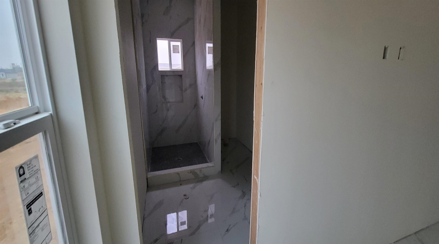 5064 Luna Grande Lp., Laredo, Texas 78046, 3 Bedrooms Bedrooms, 5 Rooms Rooms,2 BathroomsBathrooms,Residential,For Sale,5064 Luna Grande Lp.,20254653