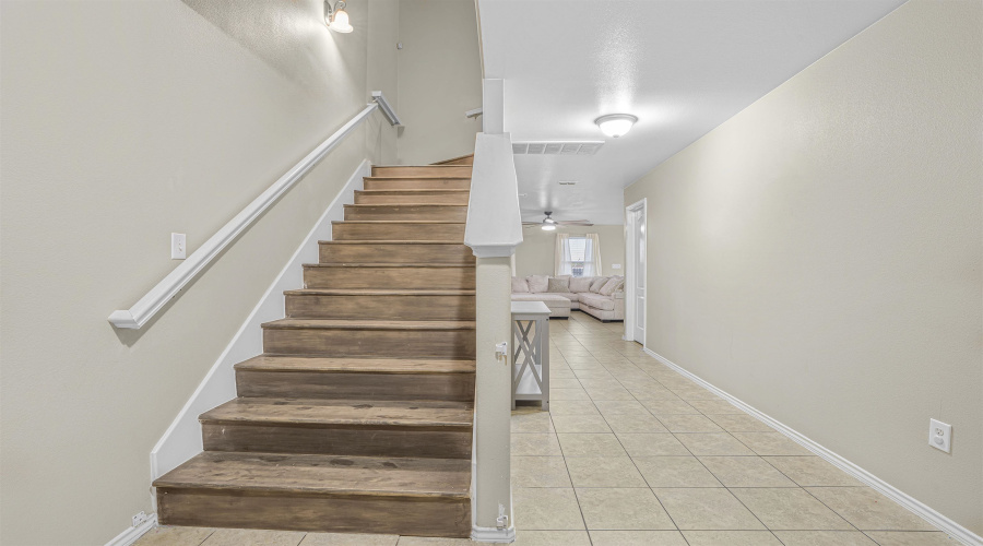 3302 Armando Pena Dr, Laredo, Texas 78046, 3 Bedrooms Bedrooms, 6 Rooms Rooms,2 BathroomsBathrooms,Residential,For Rent,3302 Armando Pena Dr,20254655