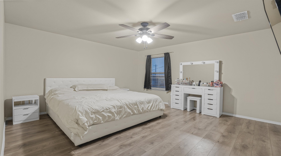 3302 Armando Pena Dr, Laredo, Texas 78046, 3 Bedrooms Bedrooms, 6 Rooms Rooms,2 BathroomsBathrooms,Residential,For Rent,3302 Armando Pena Dr,20254655