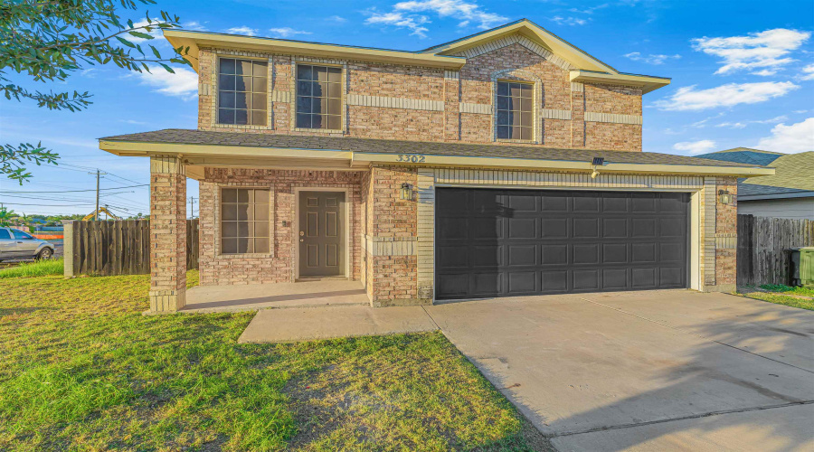 3302 Armando Pena Dr, Laredo, Texas 78046, 3 Bedrooms Bedrooms, 6 Rooms Rooms,2 BathroomsBathrooms,Residential,For Rent,3302 Armando Pena Dr,20254655