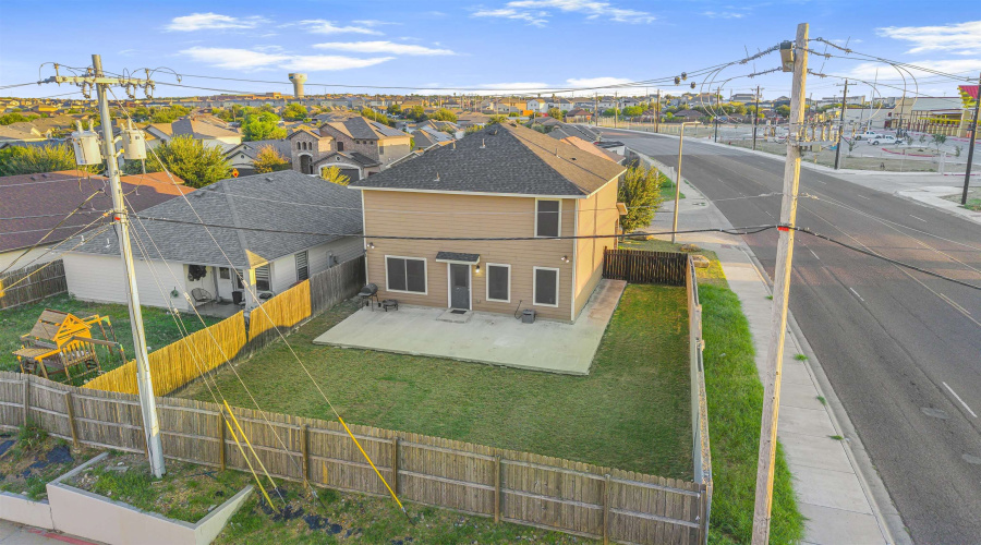 3302 Armando Pena Dr, Laredo, Texas 78046, 3 Bedrooms Bedrooms, 6 Rooms Rooms,2 BathroomsBathrooms,Residential,For Rent,3302 Armando Pena Dr,20254655