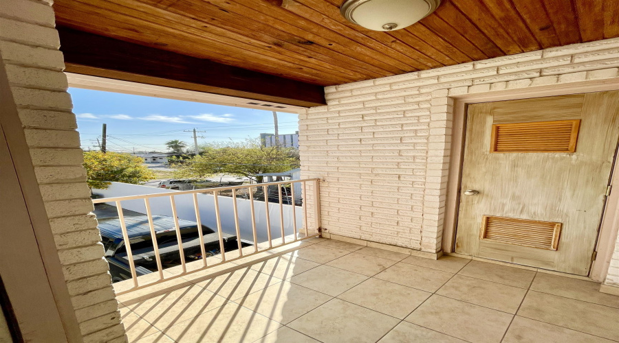 2704 San Agustin Ave, Laredo, Texas 78040, 2 Bedrooms Bedrooms, 4 Rooms Rooms,2 BathroomsBathrooms,Residential,For Rent,2704 San Agustin Ave,20254656