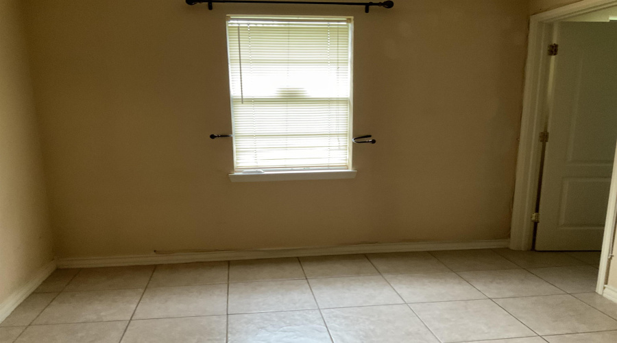 224 S Espana Dr., Laredo, Texas 78043, 3 Bedrooms Bedrooms, 6 Rooms Rooms,2 BathroomsBathrooms,Residential,For Sale,224 S Espana Dr.,20254657