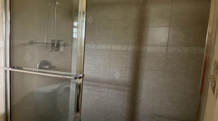 224 S Espana Dr., Laredo, Texas 78043, 3 Bedrooms Bedrooms, 6 Rooms Rooms,2 BathroomsBathrooms,Residential,For Sale,224 S Espana Dr.,20254657