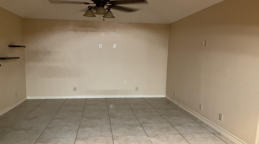 224 S Espana Dr., Laredo, Texas 78043, 3 Bedrooms Bedrooms, 6 Rooms Rooms,2 BathroomsBathrooms,Residential,For Sale,224 S Espana Dr.,20254657