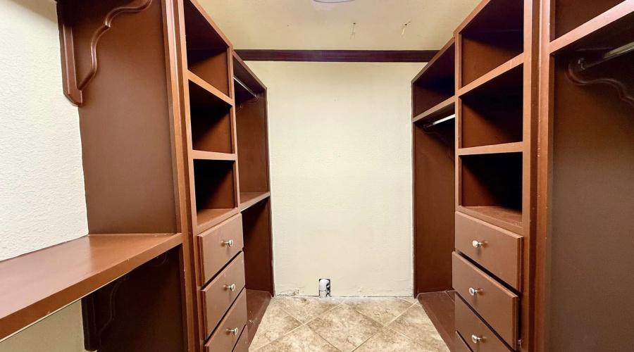 5506 Alabama Ave, Laredo, Texas 78041, 4 Bedrooms Bedrooms, 8 Rooms Rooms,2 BathroomsBathrooms,Residential,For Sale,5506 Alabama Ave,20254659