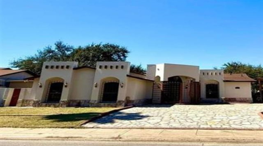 5506 Alabama Ave, Laredo, Texas 78041, 4 Bedrooms Bedrooms, 8 Rooms Rooms,2 BathroomsBathrooms,Residential,For Sale,5506 Alabama Ave,20254659