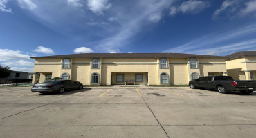 1000 Ranchway Dr, Laredo, Texas 78045, 3 Bedrooms Bedrooms, 6 Rooms Rooms,3 BathroomsBathrooms,Residential,For Rent,1000 Ranchway Dr,20254662