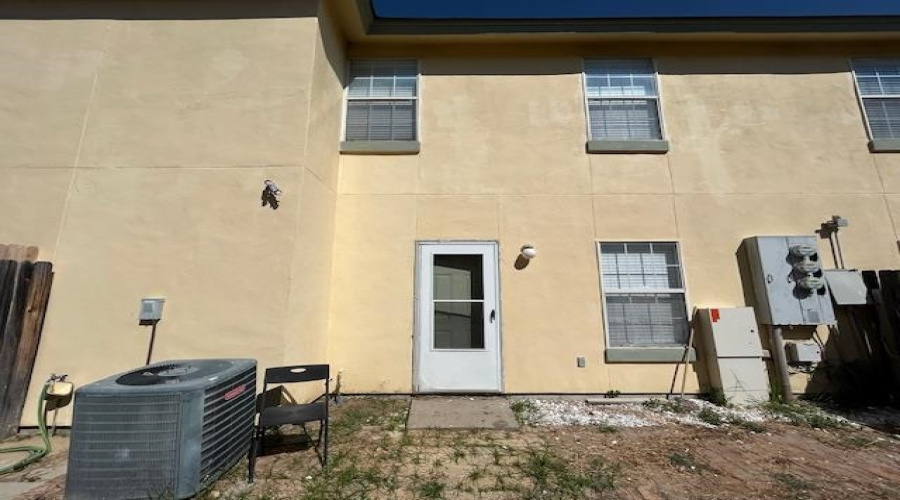 1000 Ranchway Dr, Laredo, Texas 78045, 3 Bedrooms Bedrooms, 6 Rooms Rooms,3 BathroomsBathrooms,Residential,For Rent,1000 Ranchway Dr,20254662 1000 Ranchway Dr, Laredo, Texas 78045, 3 Bedrooms Bedrooms, 6 Rooms Rooms,3 BathroomsBathrooms,Residential,For Rent,1000 Ranchway Dr,20254662