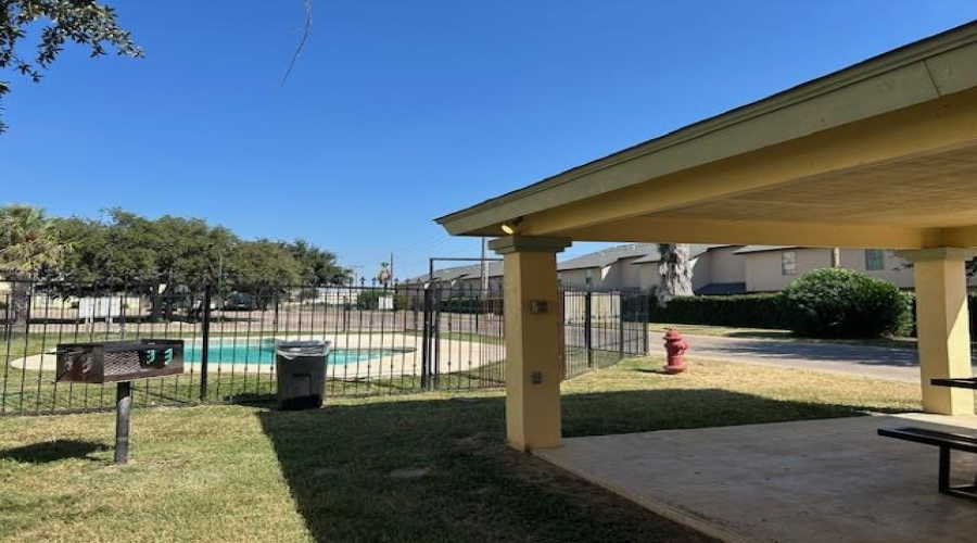 1000 Ranchway Dr, Laredo, Texas 78045, 3 Bedrooms Bedrooms, 6 Rooms Rooms,3 BathroomsBathrooms,Residential,For Rent,1000 Ranchway Dr,20254662 1000 Ranchway Dr, Laredo, Texas 78045, 3 Bedrooms Bedrooms, 6 Rooms Rooms,3 BathroomsBathrooms,Residential,For Rent,1000 Ranchway Dr,20254662