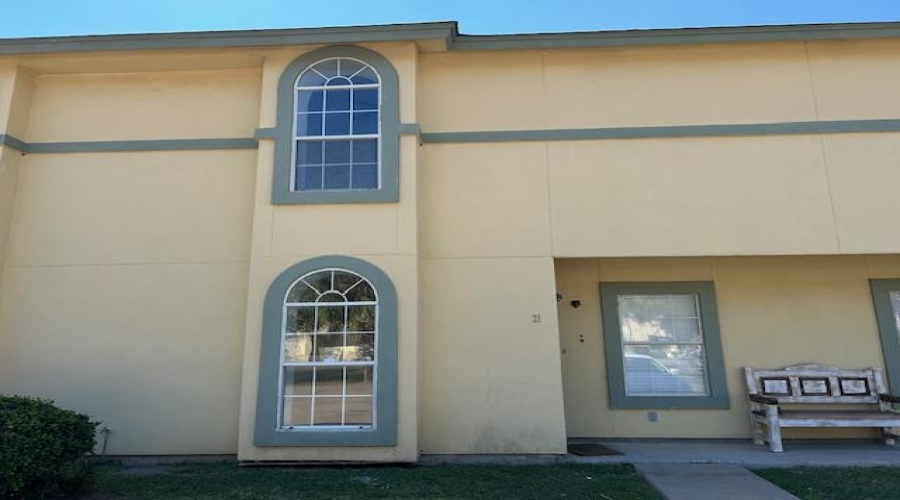 1000 Ranchway Dr, Laredo, Texas 78045, 3 Bedrooms Bedrooms, 6 Rooms Rooms,3 BathroomsBathrooms,Residential,For Rent,1000 Ranchway Dr,20254662 1000 Ranchway Dr, Laredo, Texas 78045, 3 Bedrooms Bedrooms, 6 Rooms Rooms,3 BathroomsBathrooms,Residential,For Rent,1000 Ranchway Dr,20254662