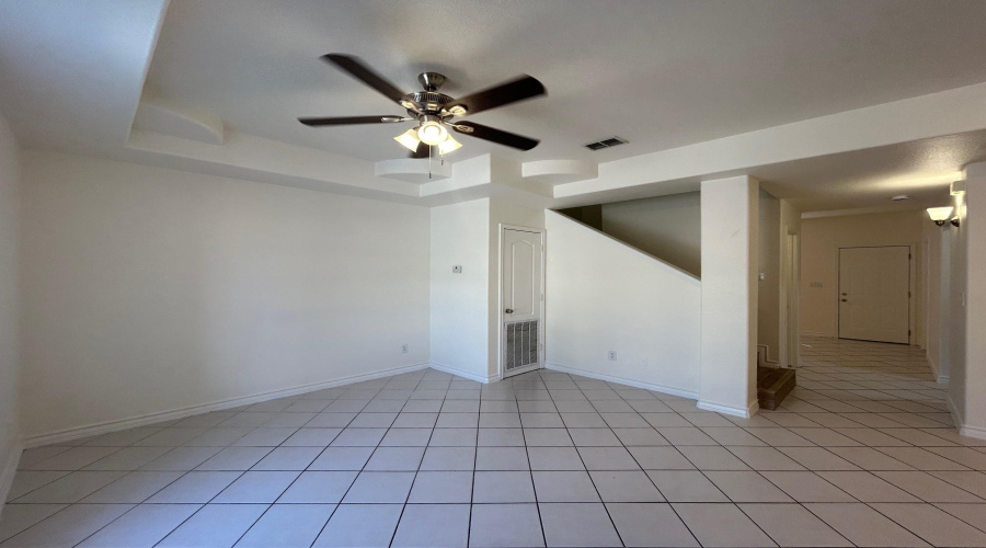 1000 Ranchway Dr, Laredo, Texas 78045, 3 Bedrooms Bedrooms, 6 Rooms Rooms,3 BathroomsBathrooms,Residential,For Rent,1000 Ranchway Dr,20254662 1000 Ranchway Dr, Laredo, Texas 78045, 3 Bedrooms Bedrooms, 6 Rooms Rooms,3 BathroomsBathrooms,Residential,For Rent,1000 Ranchway Dr,20254662
