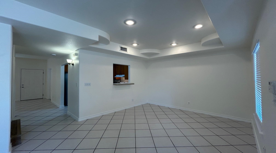 1000 Ranchway Dr, Laredo, Texas 78045, 3 Bedrooms Bedrooms, 6 Rooms Rooms,3 BathroomsBathrooms,Residential,For Rent,1000 Ranchway Dr,20254662 1000 Ranchway Dr, Laredo, Texas 78045, 3 Bedrooms Bedrooms, 6 Rooms Rooms,3 BathroomsBathrooms,Residential,For Rent,1000 Ranchway Dr,20254662
