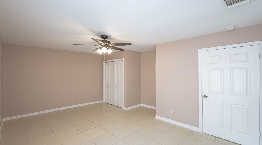 227 Malaga Dr, Laredo, Texas 78046, 2 Bedrooms Bedrooms, 4 Rooms Rooms,1 BathroomBathrooms,Residential,For Rent,227 Malaga Dr,20254663 227 Malaga Dr, Laredo, Texas 78046, 2 Bedrooms Bedrooms, 4 Rooms Rooms,1 BathroomBathrooms,Residential,For Rent,227 Malaga Dr,20254663