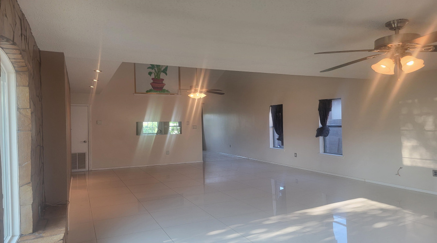 702 Zebra Dr, LAREDO, Texas 78045, 3 Bedrooms Bedrooms, 6 Rooms Rooms,2 BathroomsBathrooms,Residential,For Rent,702 Zebra Dr,20254665