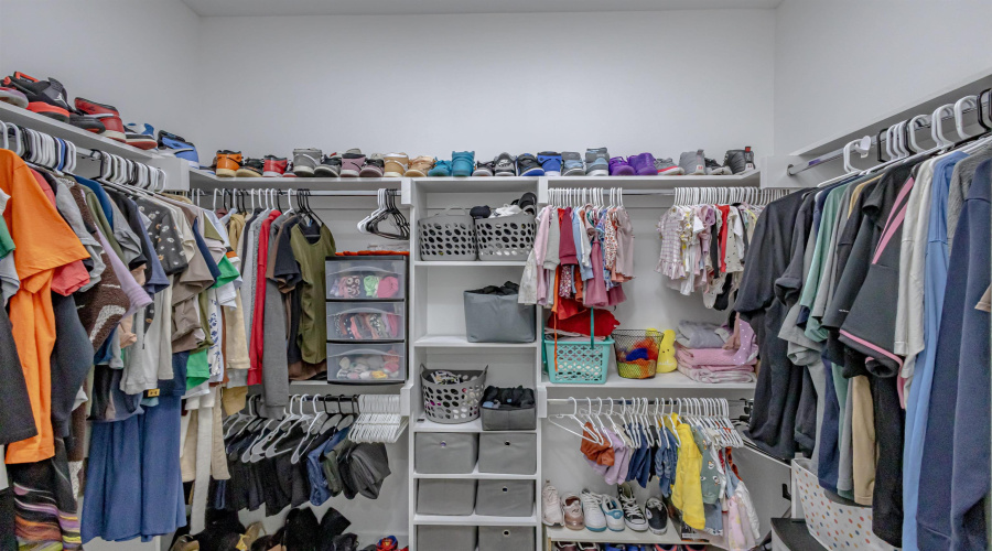 5515 Eva Ct., Laredo, Texas 78046, 3 Bedrooms Bedrooms, 5 Rooms Rooms,2 BathroomsBathrooms,Residential,For Sale,5515 Eva Ct.,20254667