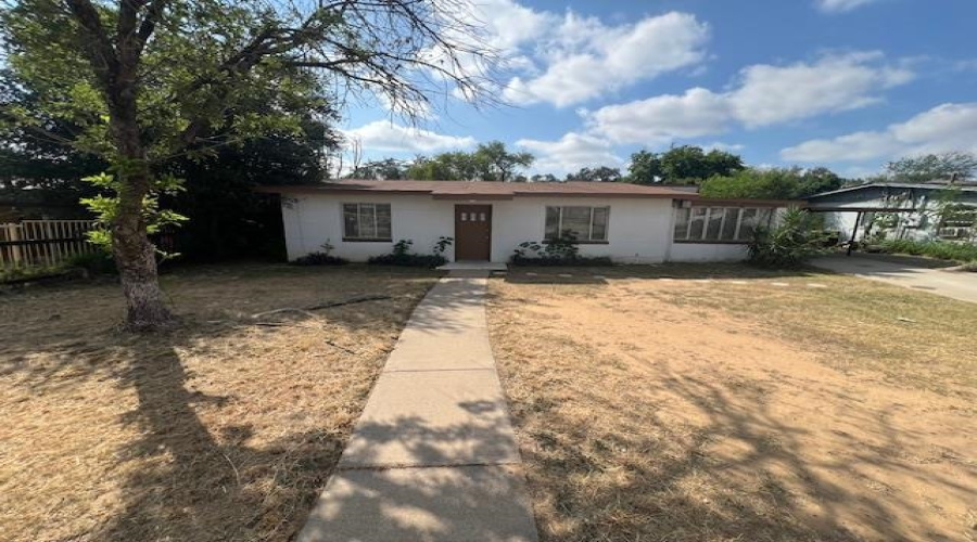 1615 Musser St, Laredo, Texas 78043, 3 Bedrooms Bedrooms, 6 Rooms Rooms,2 BathroomsBathrooms,Residential,For Rent,1615 Musser St,20254671