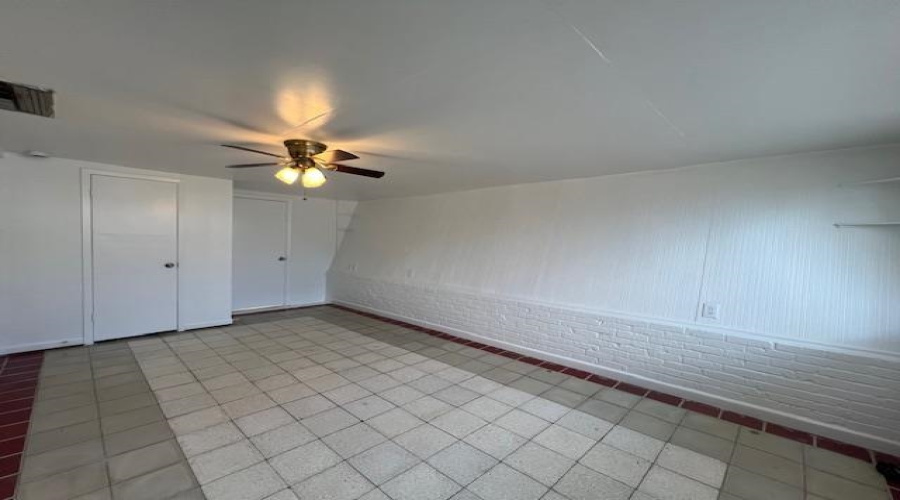 1615 Musser St, Laredo, Texas 78043, 3 Bedrooms Bedrooms, 6 Rooms Rooms,2 BathroomsBathrooms,Residential,For Rent,1615 Musser St,20254671
