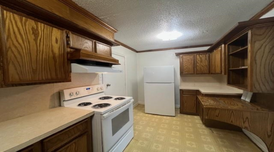 1615 Musser St, Laredo, Texas 78043, 3 Bedrooms Bedrooms, 6 Rooms Rooms,2 BathroomsBathrooms,Residential,For Rent,1615 Musser St,20254671