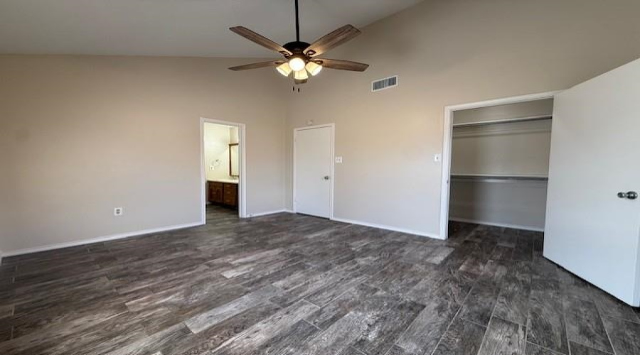 4320 Revolution Rd, Laredo, Texas 78046, 3 Bedrooms Bedrooms, 5 Rooms Rooms,2 BathroomsBathrooms,Residential,For Rent,4320 Revolution Rd,20254673