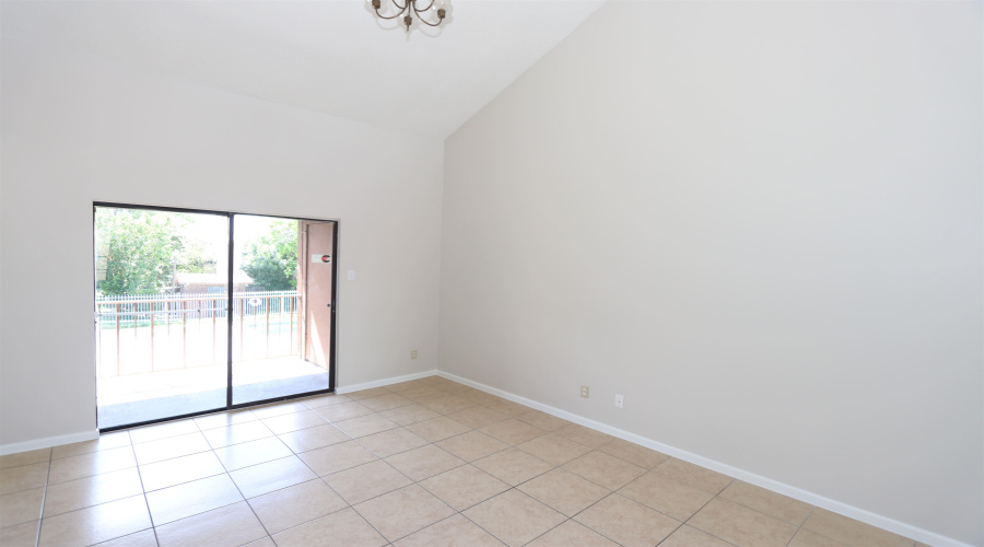 100 E Hillside Rd, Laredo, Texas 78041, 1 Bedroom Bedrooms, 3 Rooms Rooms,1 BathroomBathrooms,Residential,For Sale,100 E Hillside Rd,20254675