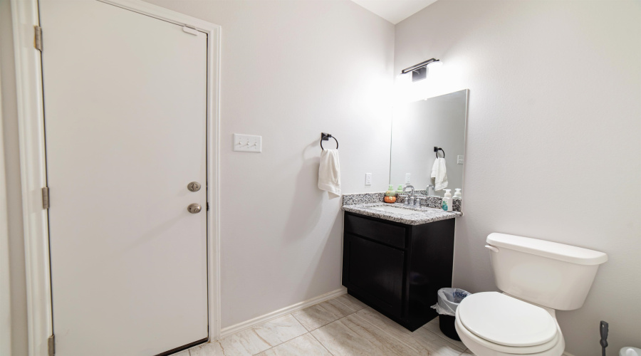 5405 Jersey Dr., LAREDO, Texas 78043, 4 Bedrooms Bedrooms, 6 Rooms Rooms,3 BathroomsBathrooms,Residential,For Sale,5405 Jersey Dr.,20254677