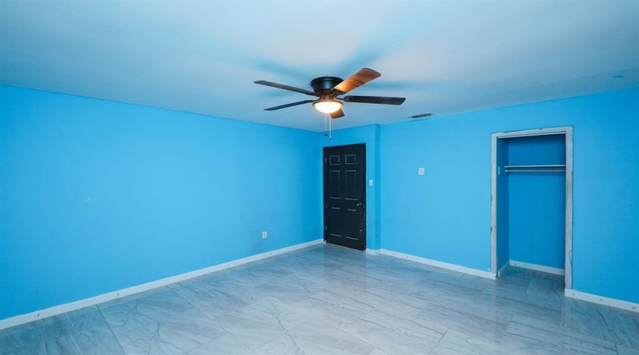 323 Santander Dr, Laredo, Texas 78046, 4 Bedrooms Bedrooms, 7 Rooms Rooms,3 BathroomsBathrooms,Residential,For Sale,323 Santander Dr,20254682