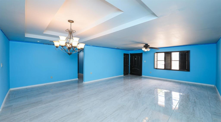 323 Santander Dr, Laredo, Texas 78046, 4 Bedrooms Bedrooms, 7 Rooms Rooms,3 BathroomsBathrooms,Residential,For Sale,323 Santander Dr,20254682