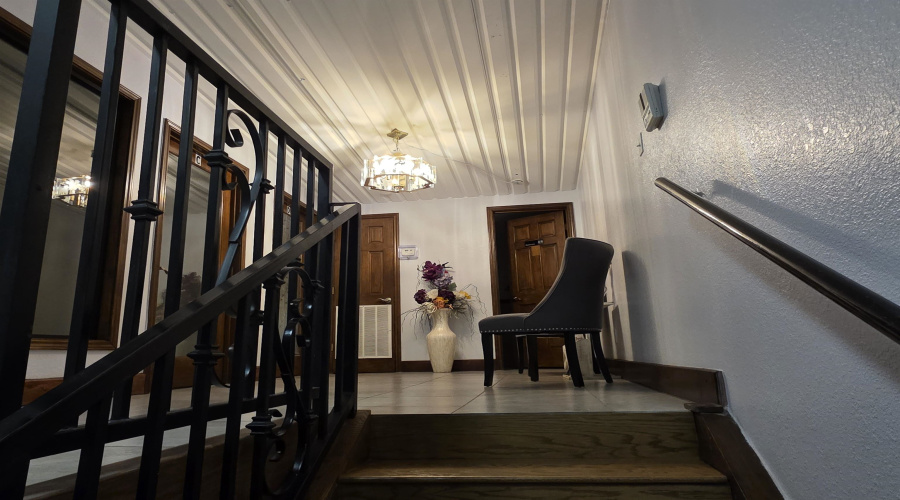 201 W Hillside Rd, Laredo, Texas 78041, 1 Room Rooms,2 BathroomsBathrooms,Commercial retail/office,For Sale,201 W Hillside Rd,20254687