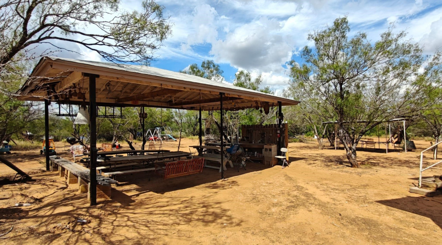 362 Los Huisaches Rd., Laredo, Texas 78041, ,Land,For Sale,362 Los Huisaches Rd.,20254688